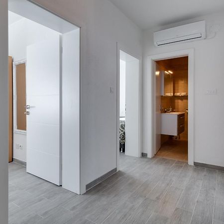 Apartmani Kastelina Vir Kültér fotó