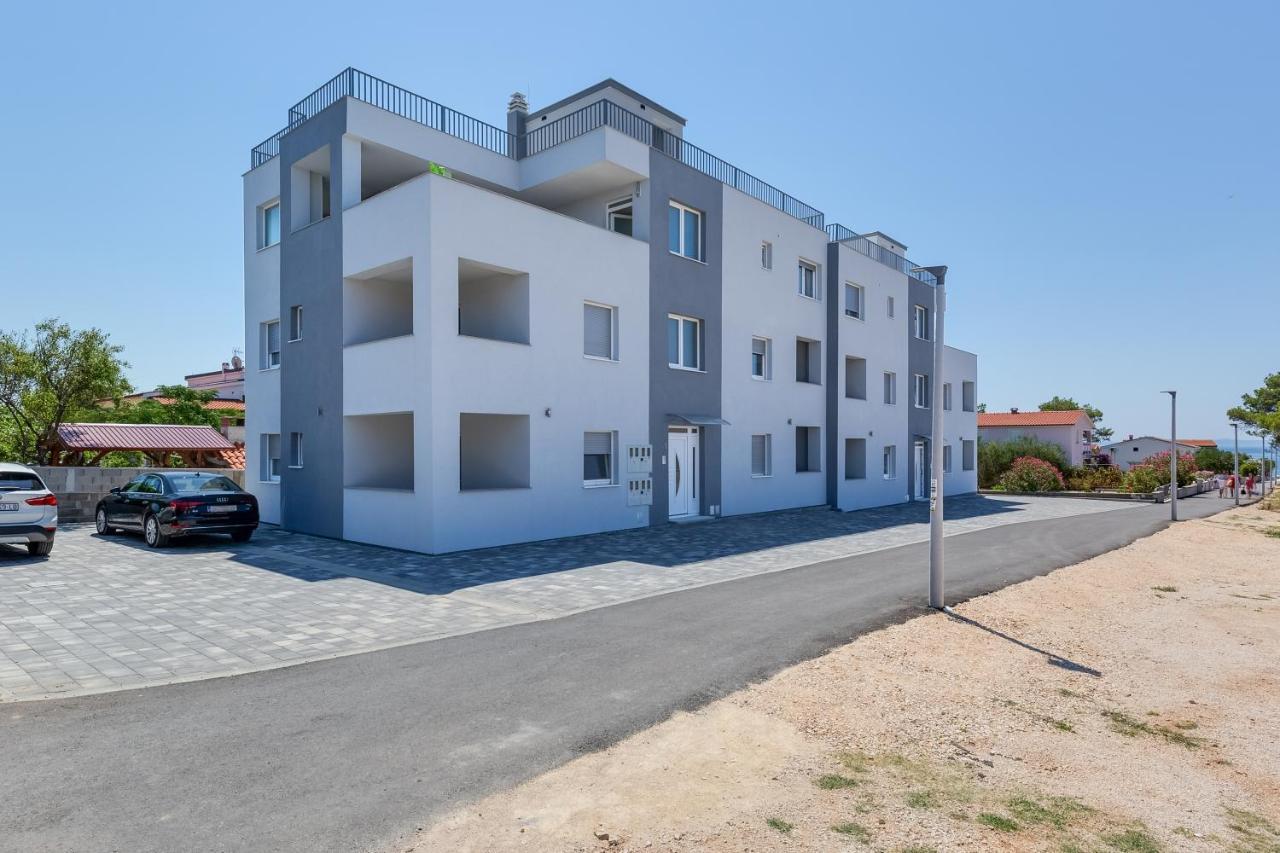 Apartmani Kastelina Vir Kültér fotó