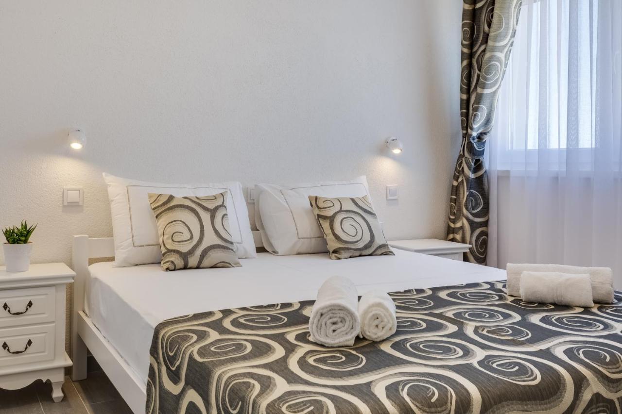 Apartmani Kastelina Vir Kültér fotó